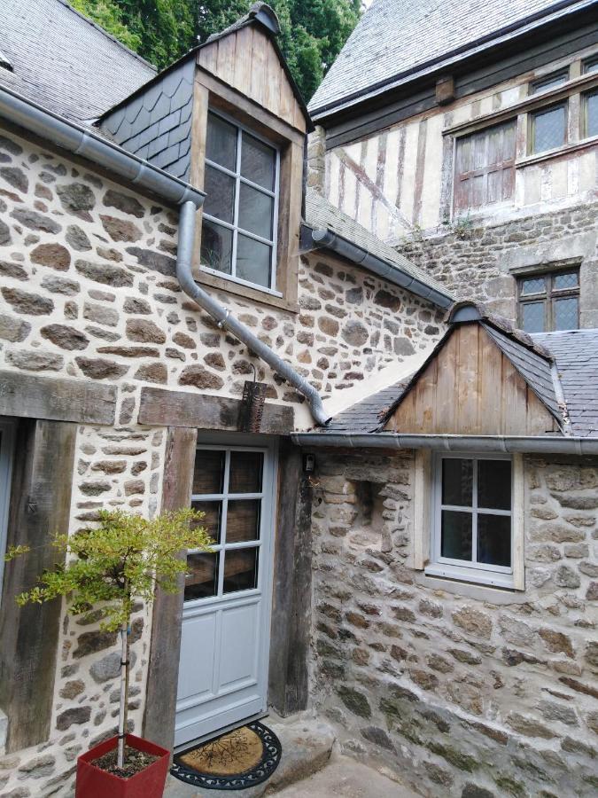 Maison Du Petit Fort Villa Dinan Exterior photo